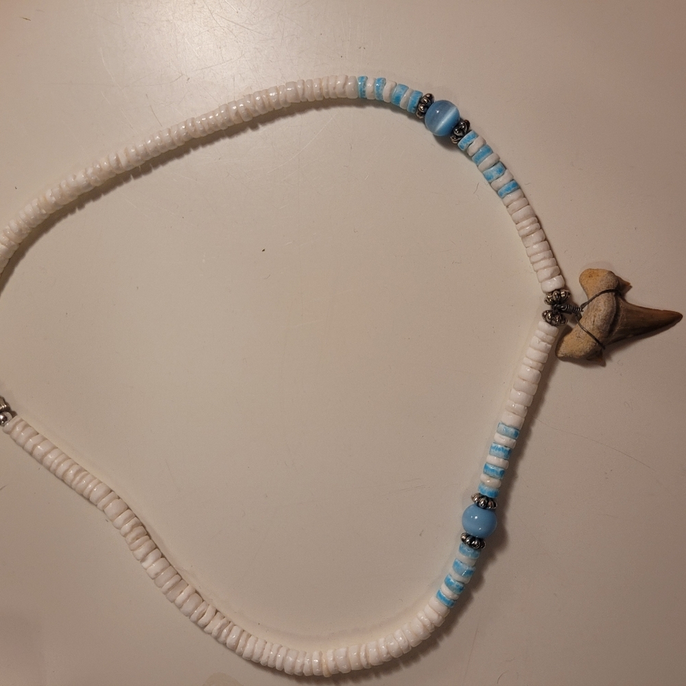 $10 off $60 ⭐️ shark tooth necklace